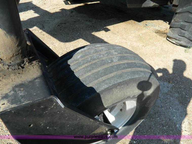 image for item J5124 2002 Case WDX1101 self-propelled windrower