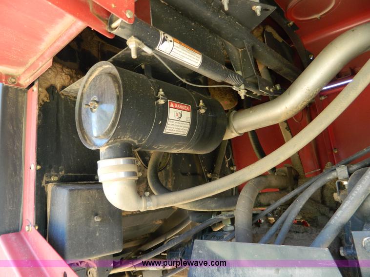 image for item J5124 2002 Case WDX1101 self-propelled windrower