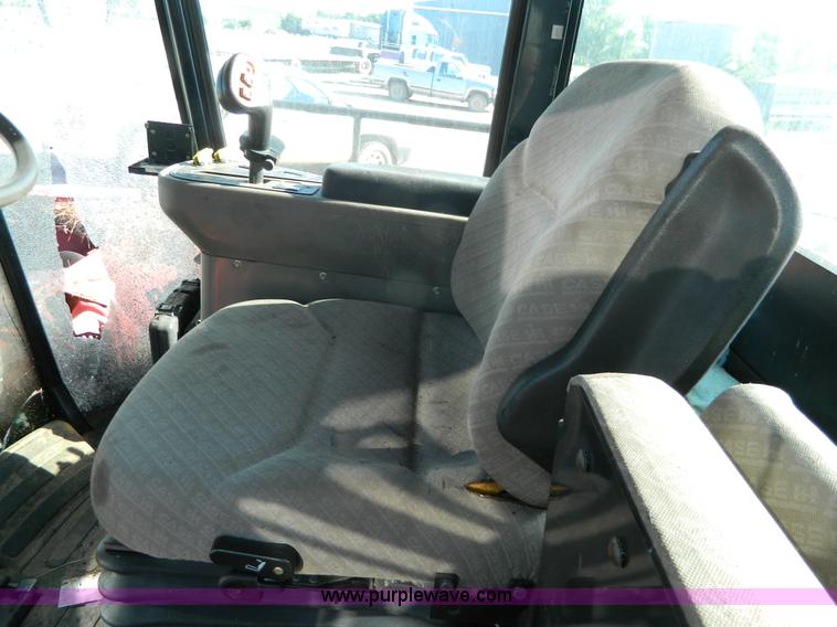 image for item J5124 2002 Case WDX1101 self-propelled windrower