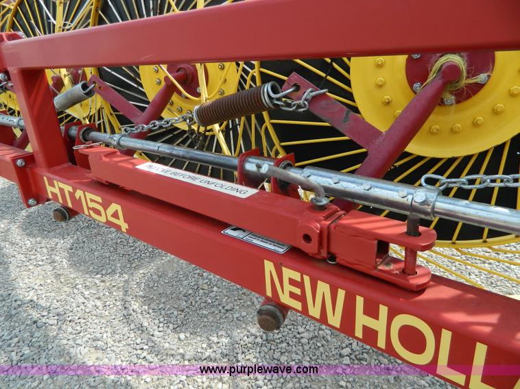 image for item J8822 2002 New Holland HT154 hay rake