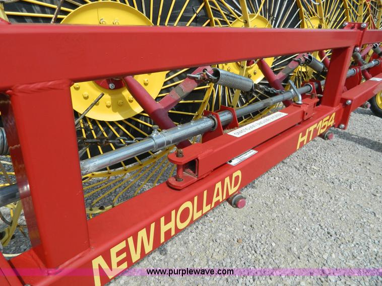 image for item J8822 2002 New Holland HT154 hay rake