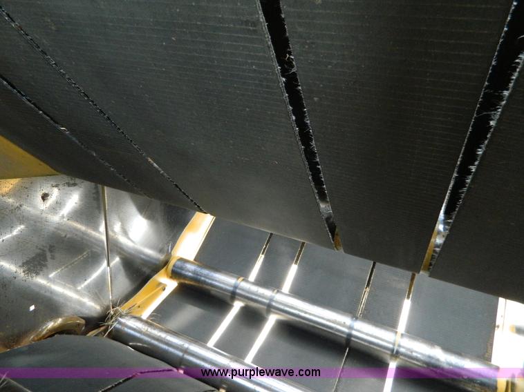 image for item J8823 2001 Vermeer 605XL round baler