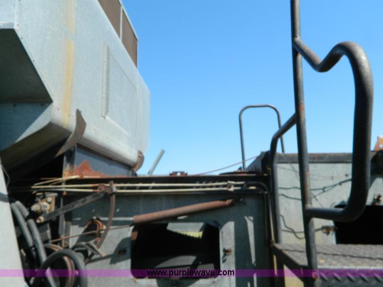 image for item J8844 Gleaner F combine