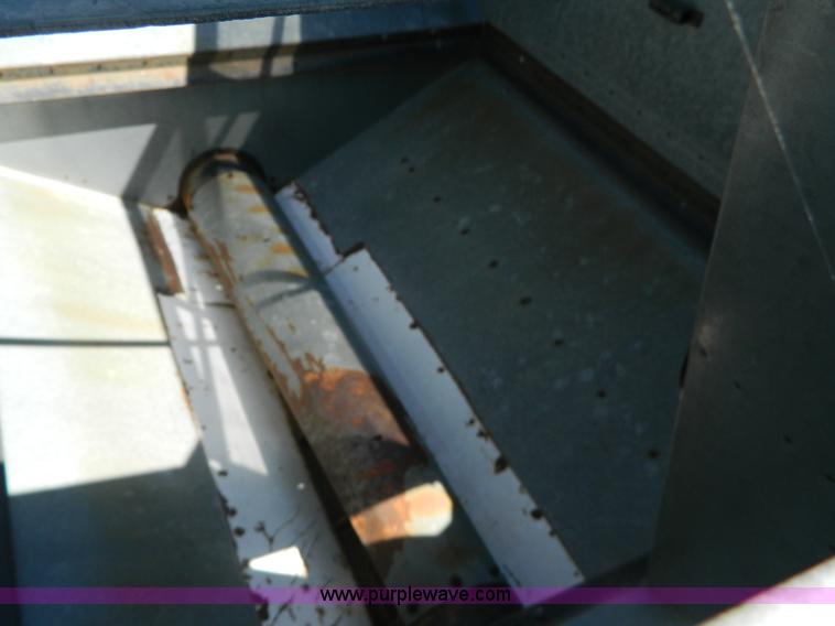 image for item J8844 Gleaner F combine