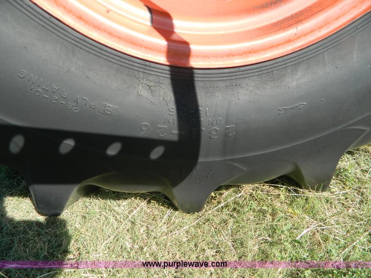 image for item J8848 1981 Gleaner F2 combine