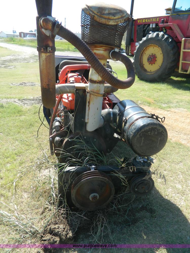 image for item J8850 Allis Chalmers 3500 six cylinder diesel engine