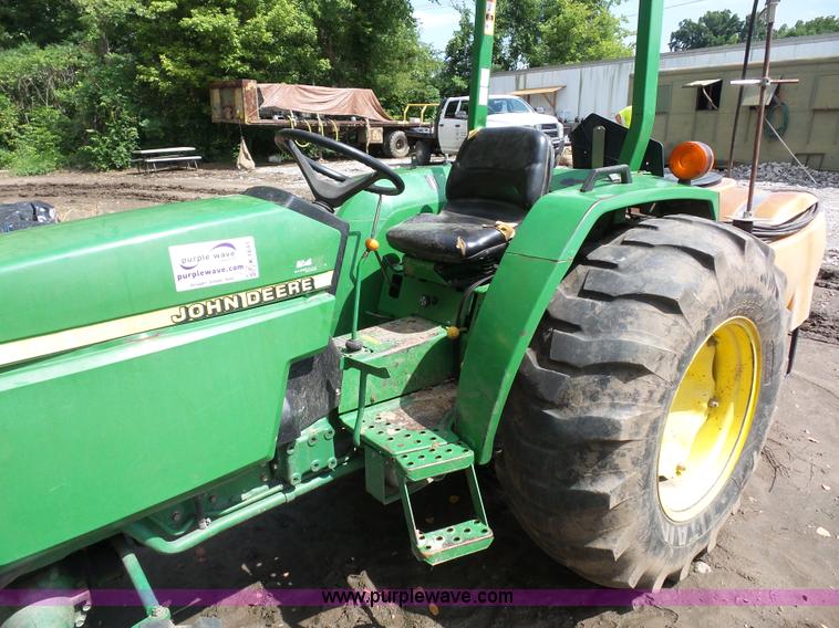 image for item K1641 John Deere 990 MFWD tractor