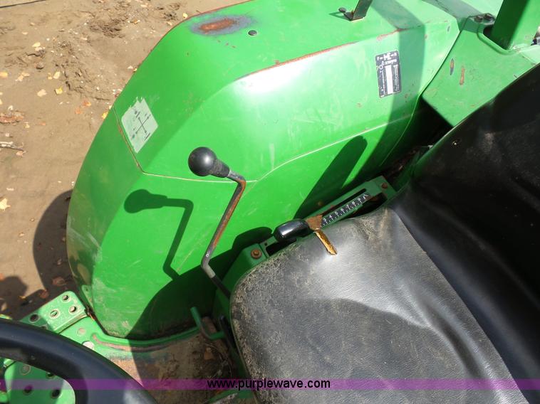 image for item K1641 John Deere 990 MFWD tractor