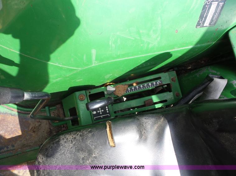 image for item K1641 John Deere 990 MFWD tractor