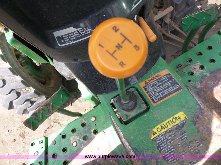 image for item K1641 John Deere 990 MFWD tractor