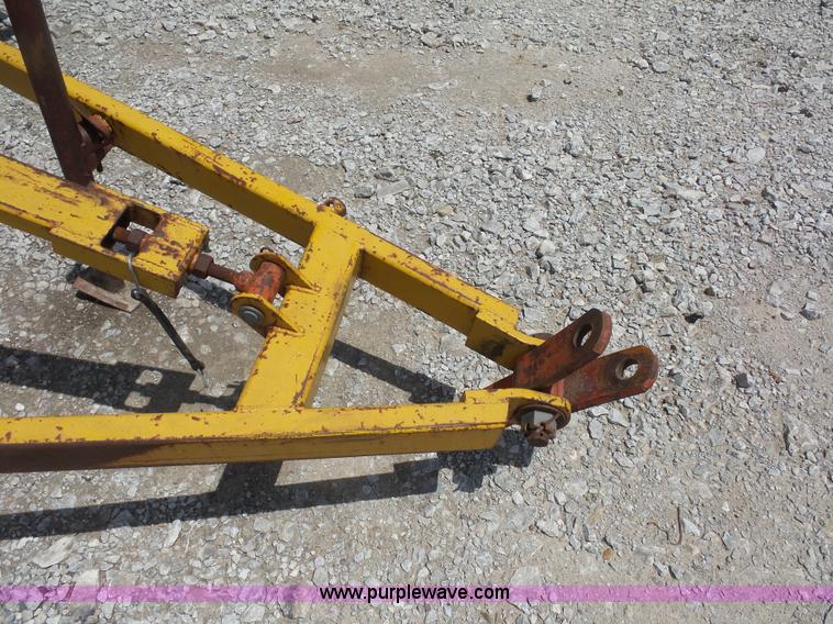 image for item K1643 Chisel plow