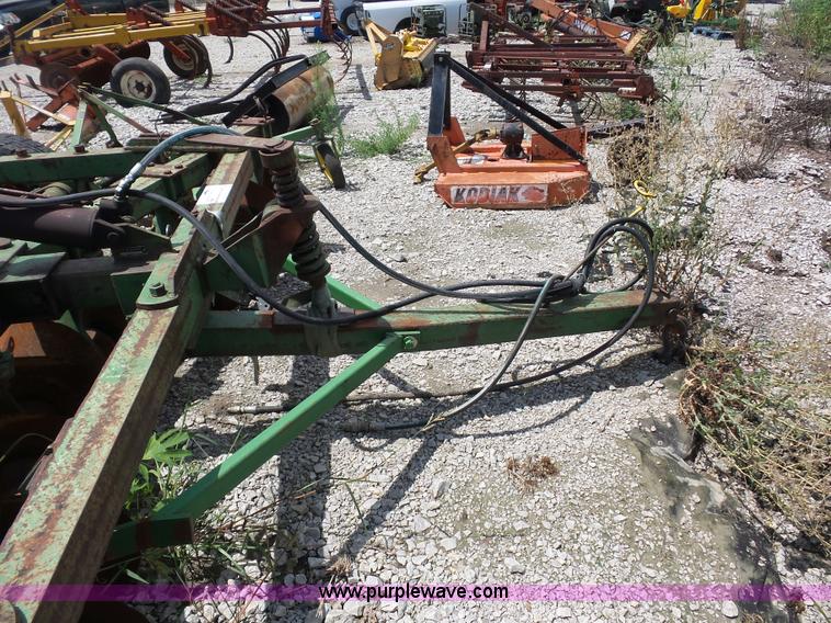 image for item K1653 John Deere disk