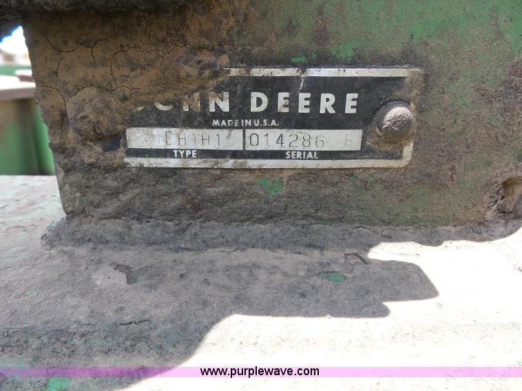 image for item K1653 John Deere disk