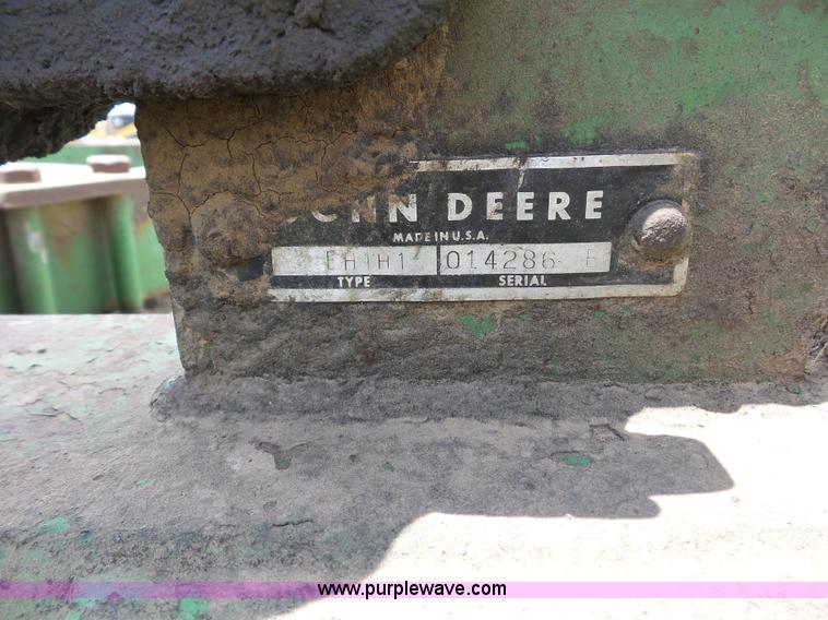 image for item K1653 John Deere disk