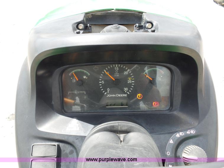 image for item K1673 2004 John Deere 4320 tractor