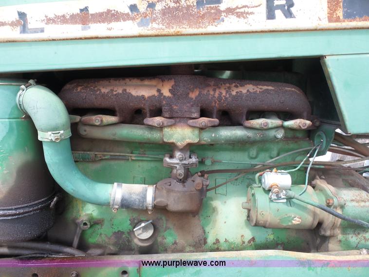 image for item K1674 Oliver 1600 tractor