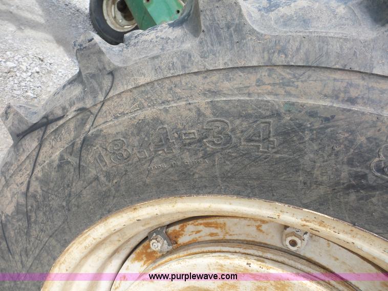 image for item K1674 Oliver 1600 tractor