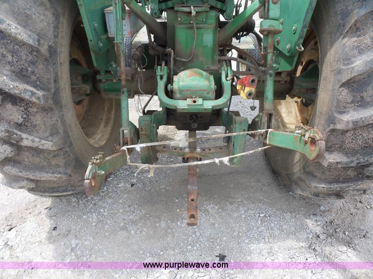 image for item K1674 Oliver 1600 tractor