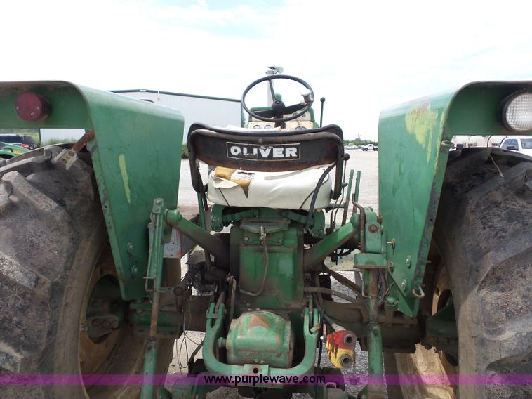 image for item K1674 Oliver 1600 tractor