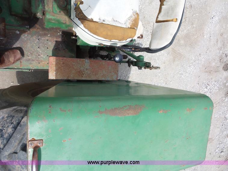 image for item K1674 Oliver 1600 tractor