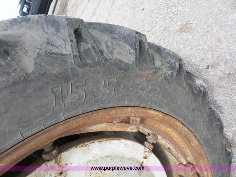 image for item K1675 Oliver 1650 tractor