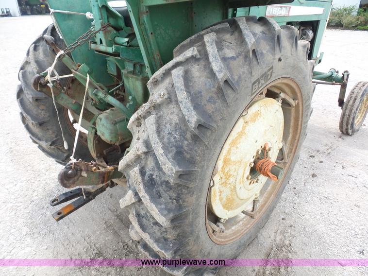 image for item K1675 Oliver 1650 tractor