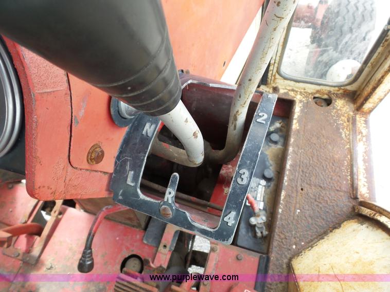 image for item K1679 International 1066 tractor