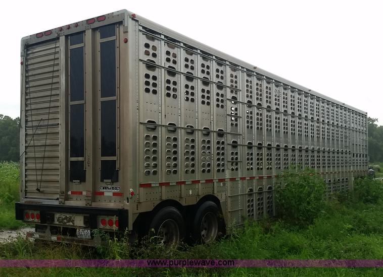 image for item K1684 2008 Wilson PSDCL-408P livestock trailer
