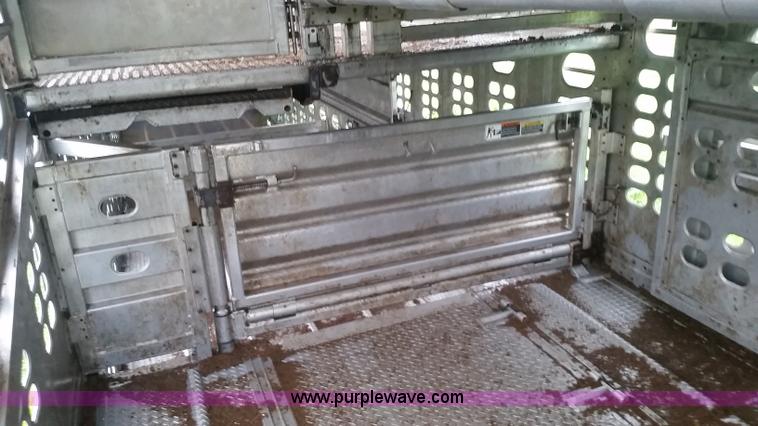 image for item K1684 2008 Wilson PSDCL-408P livestock trailer