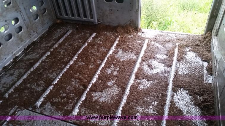 image for item K1684 2008 Wilson PSDCL-408P livestock trailer