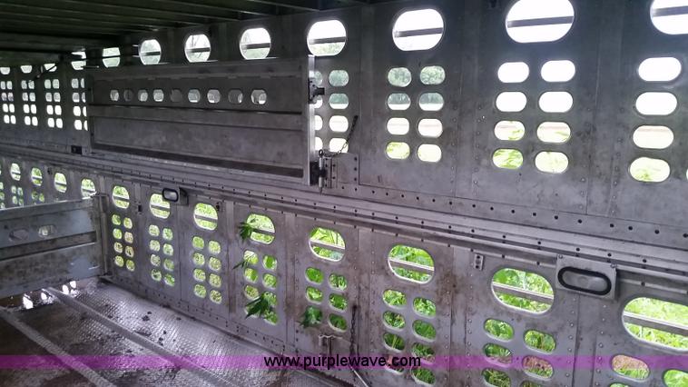 image for item K1684 2008 Wilson PSDCL-408P livestock trailer