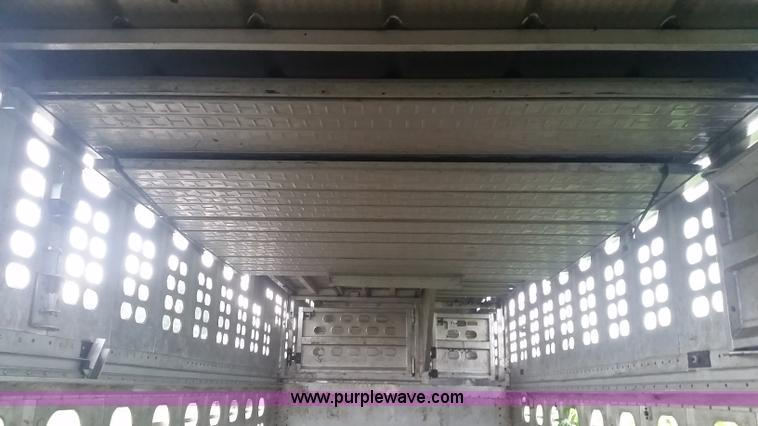 image for item K1684 2008 Wilson PSDCL-408P livestock trailer