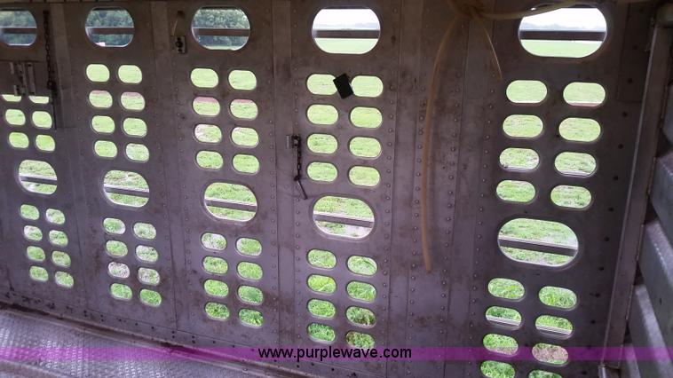 image for item K1684 2008 Wilson PSDCL-408P livestock trailer