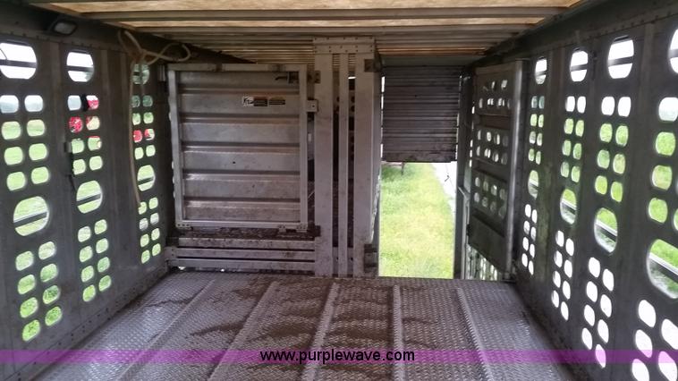 image for item K1684 2008 Wilson PSDCL-408P livestock trailer
