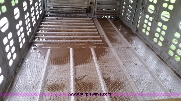 image for item K1684 2008 Wilson PSDCL-408P livestock trailer