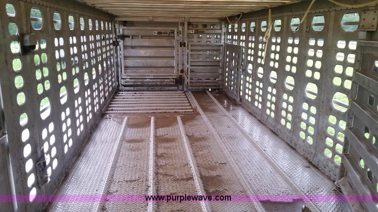 image for item K1684 2008 Wilson PSDCL-408P livestock trailer