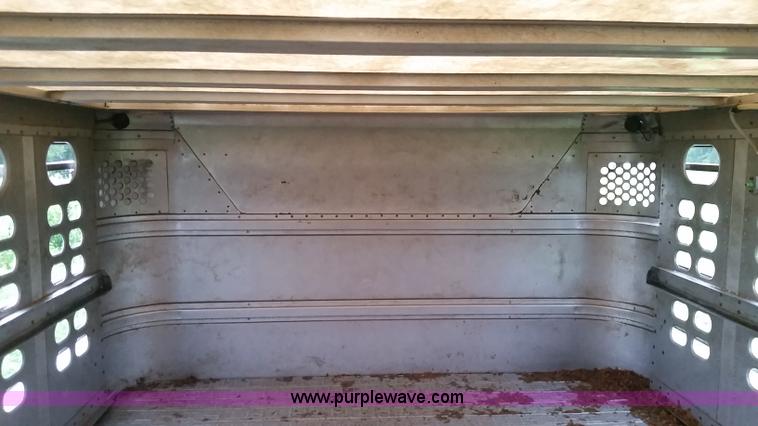 image for item K1684 2008 Wilson PSDCL-408P livestock trailer