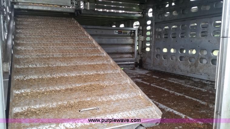 image for item K1684 2008 Wilson PSDCL-408P livestock trailer