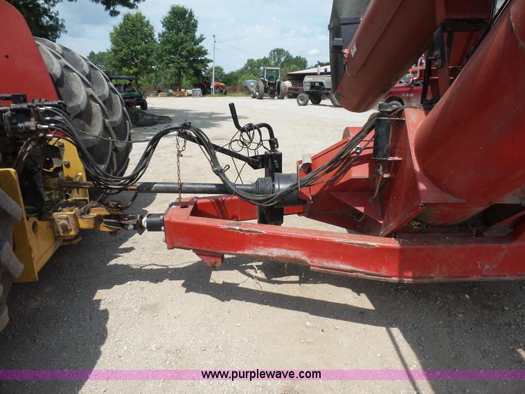 image for item K1689 Brent 1084 grain cart