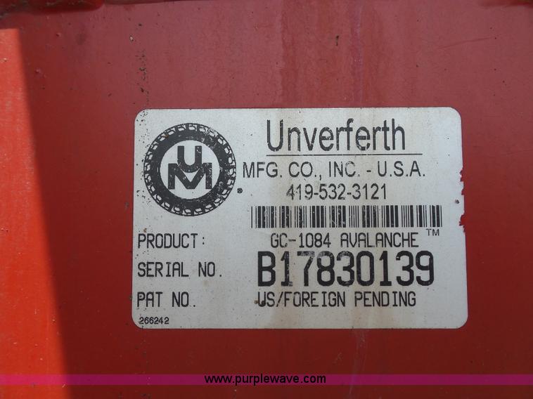 image for item K1689 Brent 1084 grain cart