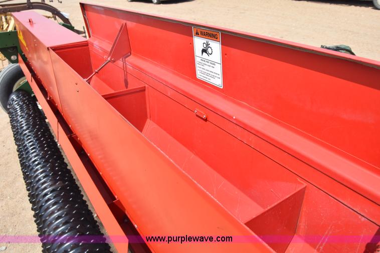 image for item K2818 Brillion SS-12 seeder