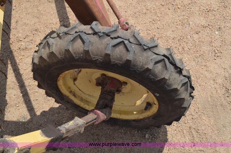 image for item K2819 New Holland 56 hay rake