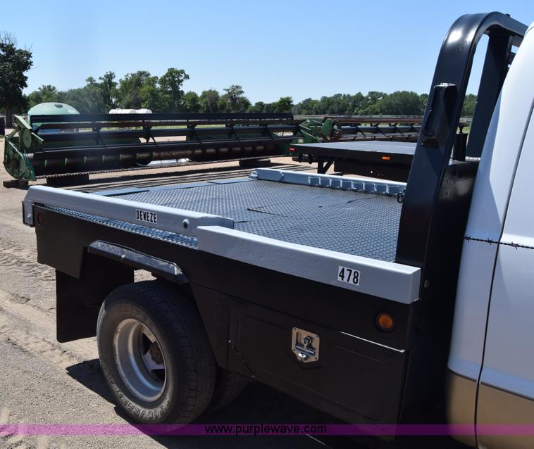 DewEze 478 bale bed in Kinsley, KS Item K2843 sold Purple Wave