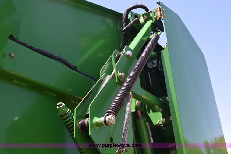 image for item K2844 2012 John Deere 568 round baler