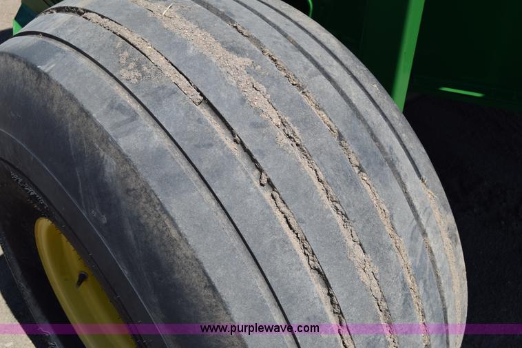 image for item K2844 2012 John Deere 568 round baler