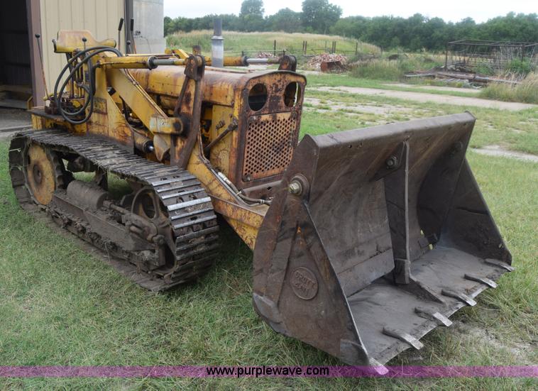 image for item K2861 1963 International T340A Drott track loader