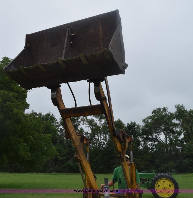 image for item K2861 1963 International T340A Drott track loader