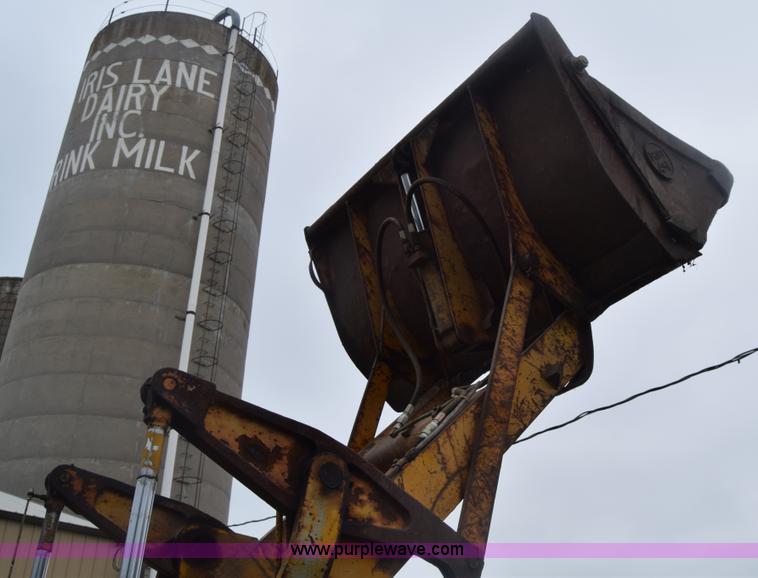 image for item K2861 1963 International T340A Drott track loader