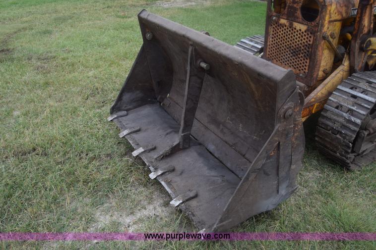image for item K2861 1963 International T340A Drott track loader