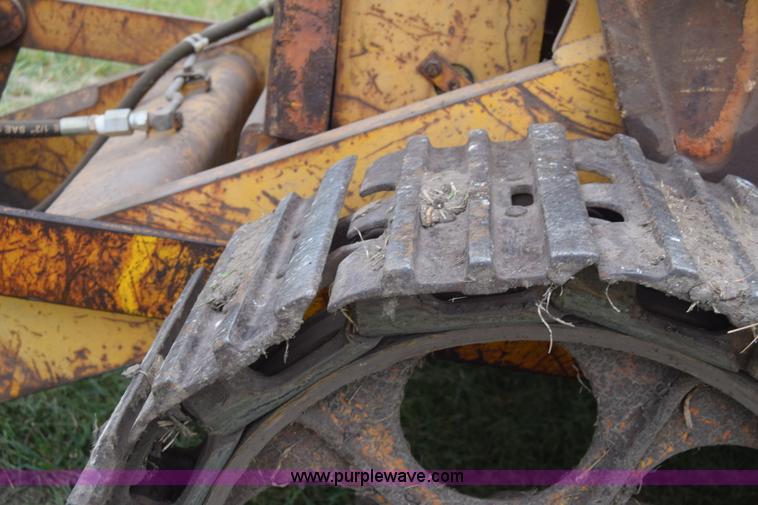 image for item K2861 1963 International T340A Drott track loader